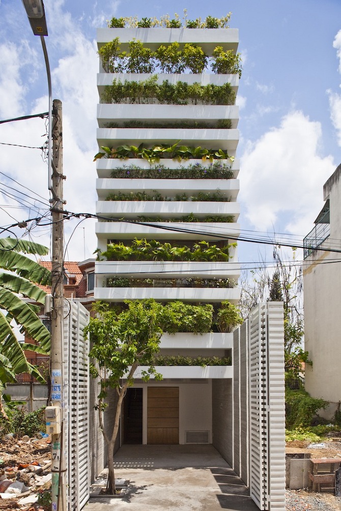 01 Stacking Green by Võ Trọng Nghĩa on thisispaper.com